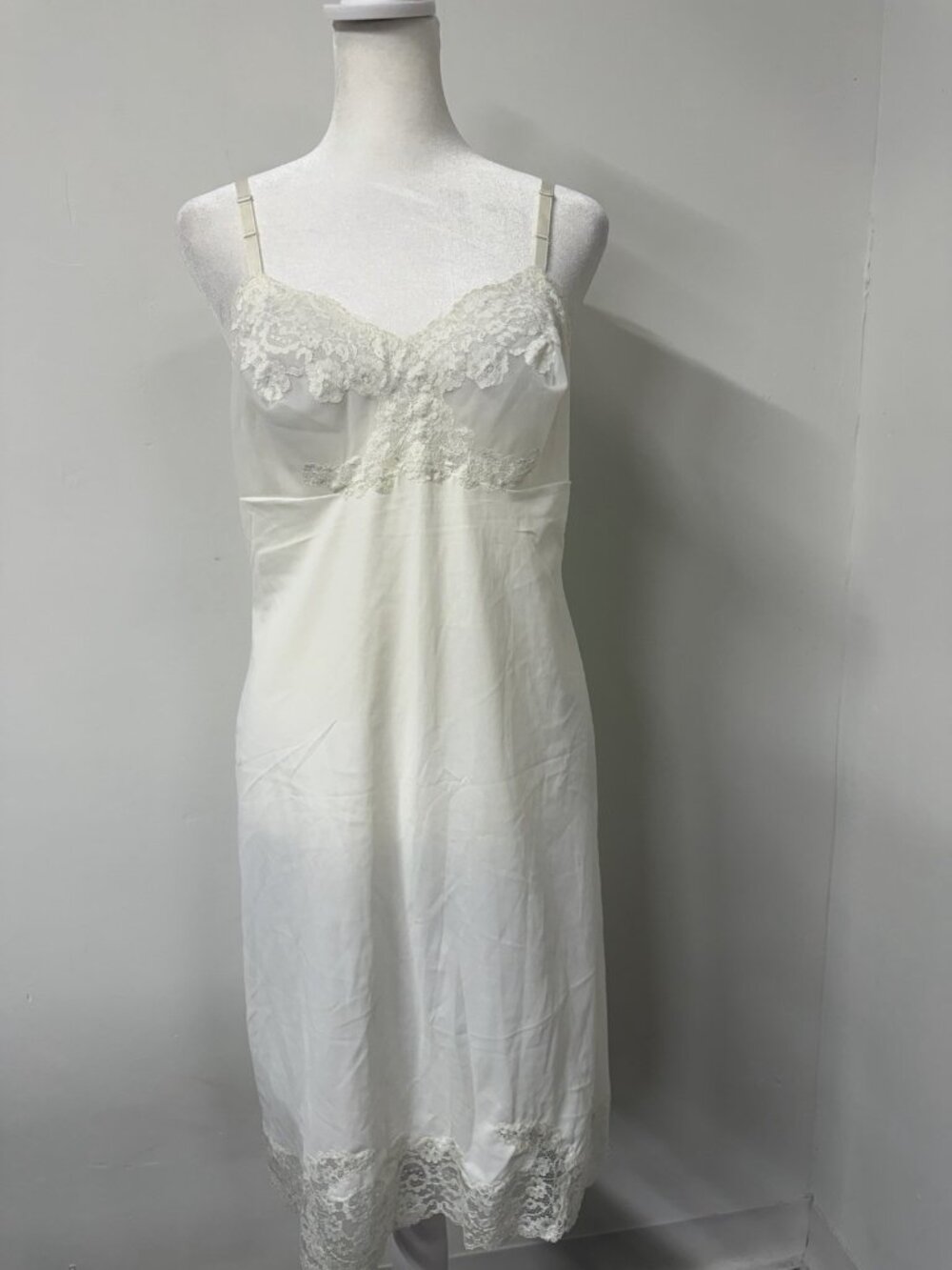 Vtg VAN RAALTE Small Off White Slip Dress Lace Cami Top Silky Nightgown Satin